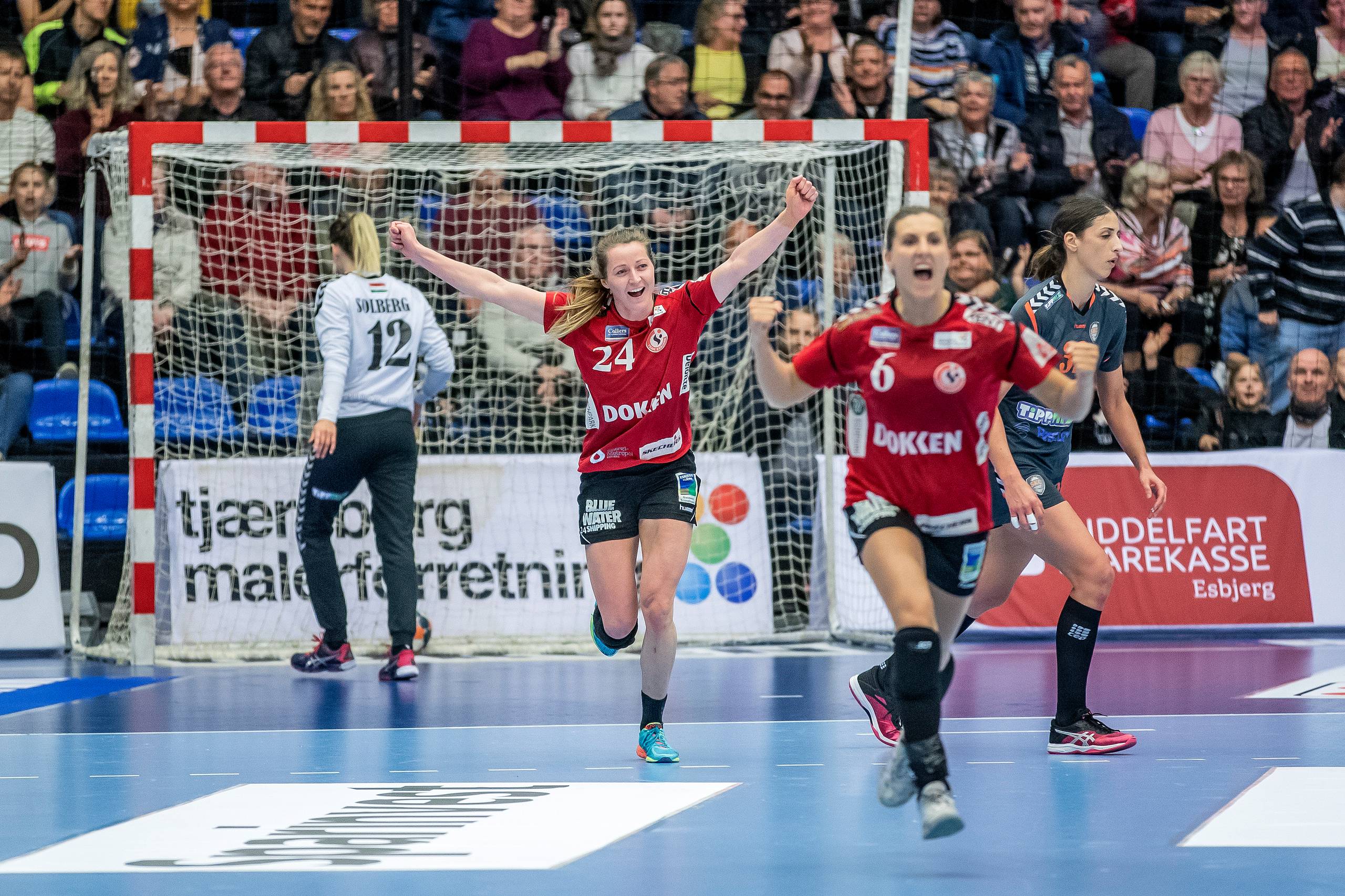 Sanna Solberg og Team Esbjerg plejer at være flyvende, når modstanderen er Herning-Ikast Håndbold. Foto: Niels Husted/Ritzau Scanpix