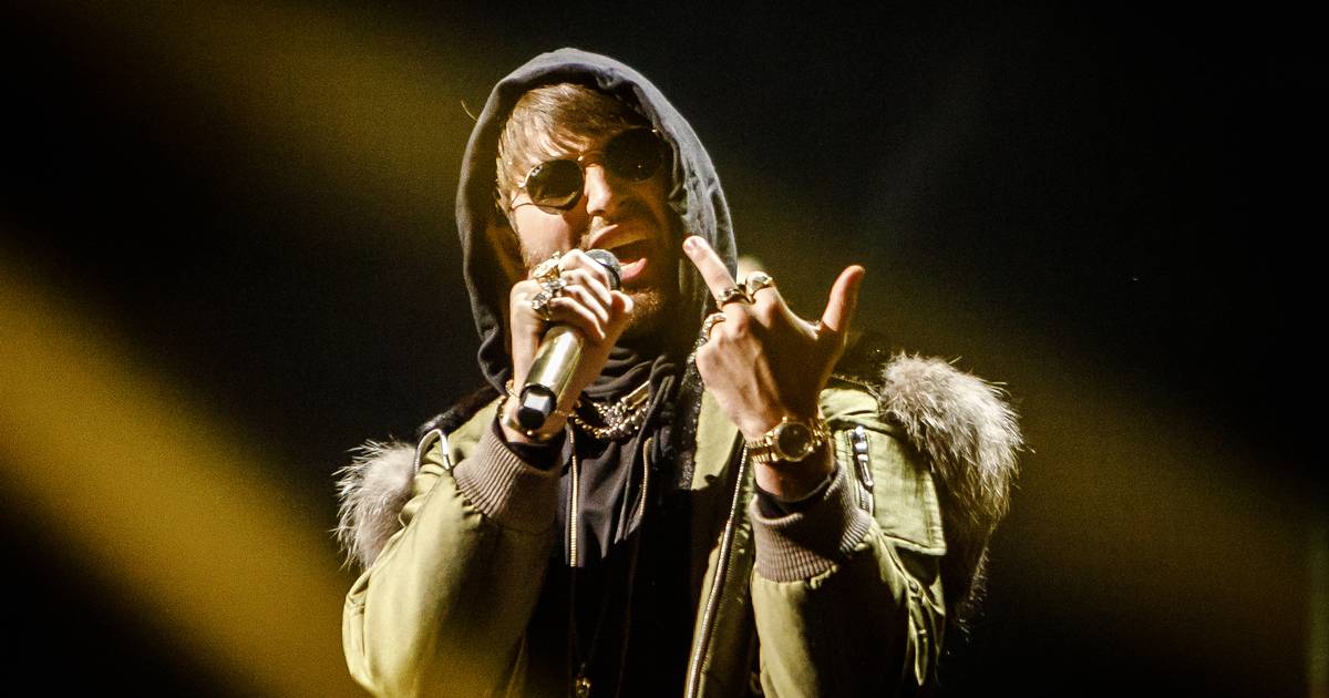 Hør den her Malte Ebert genopliver Gulddreng og laver VMsang