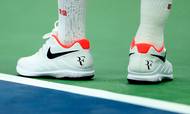 NEW YORK, NEW YORK - AUGUST 28: A view of the Nike tennis shoes worn by Roger Federer of Switzerland during his Men's Singles second round match against Damir Dzumhur of Bosnia and Herzegovina on day three of the 2019 US Open at the USTA Billie Jean King National Tennis Center on August 28, 2019 in the Flushing neighborhood of the Queens borough of New York City. Elsa/Getty Images/AFP == FOR NEWSPAPERS, INTERNET, TELCOS & TELEVISION USE ONLY ==