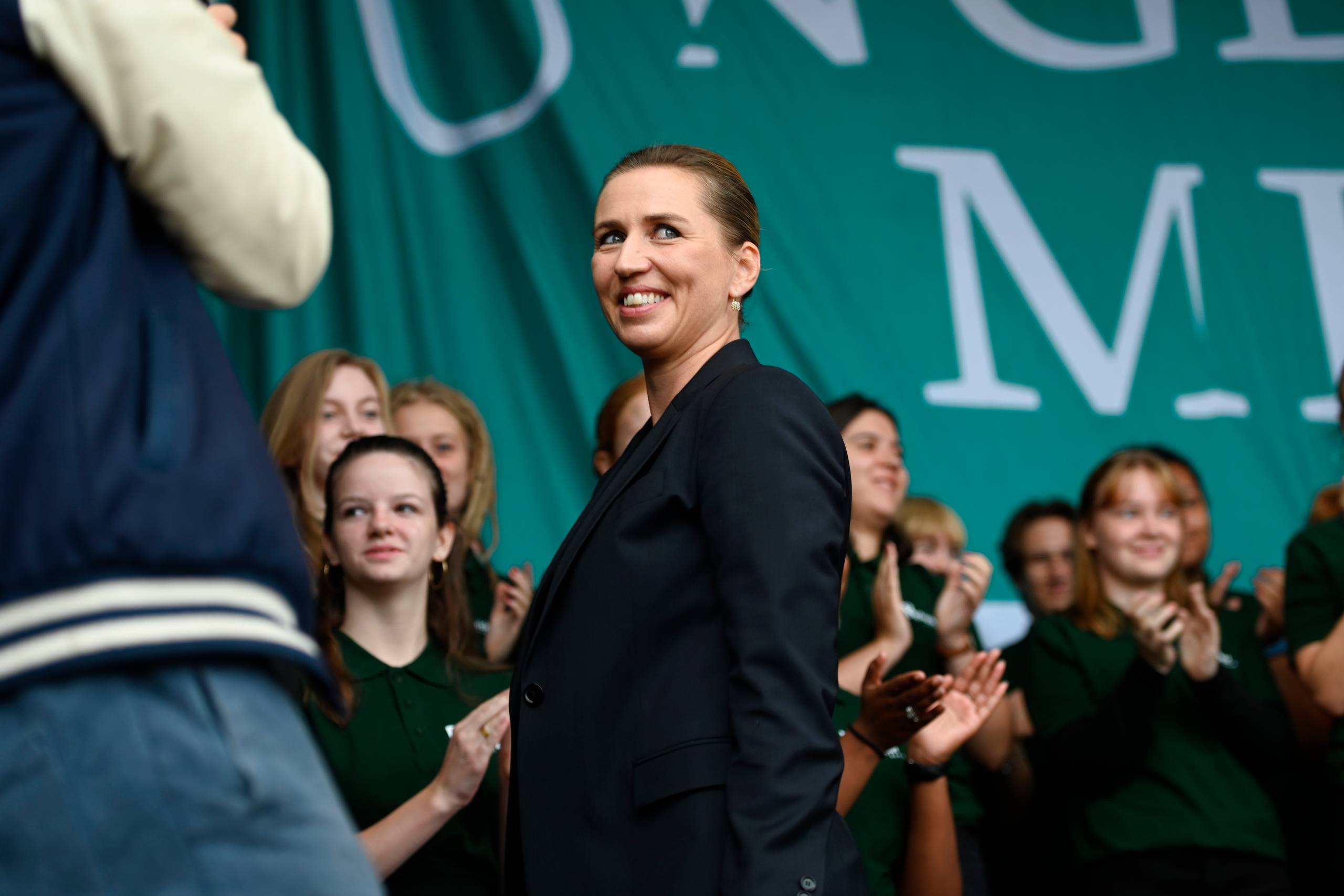Statsminister Mette Frederiksen ved åbningen af Ungdommens Folkemøde i Valbyparken i København. Foto: Philip Davali/Scanpix 