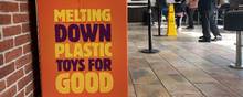 Burger King vil indlede en ordning, hvor kunder kan tilbagelevere gamle stykker plastiklegetøj for at sikre, at det bliver genbrugt på forsvarlig vis.
Foto: Phil Noble/Ritzau Scanpix