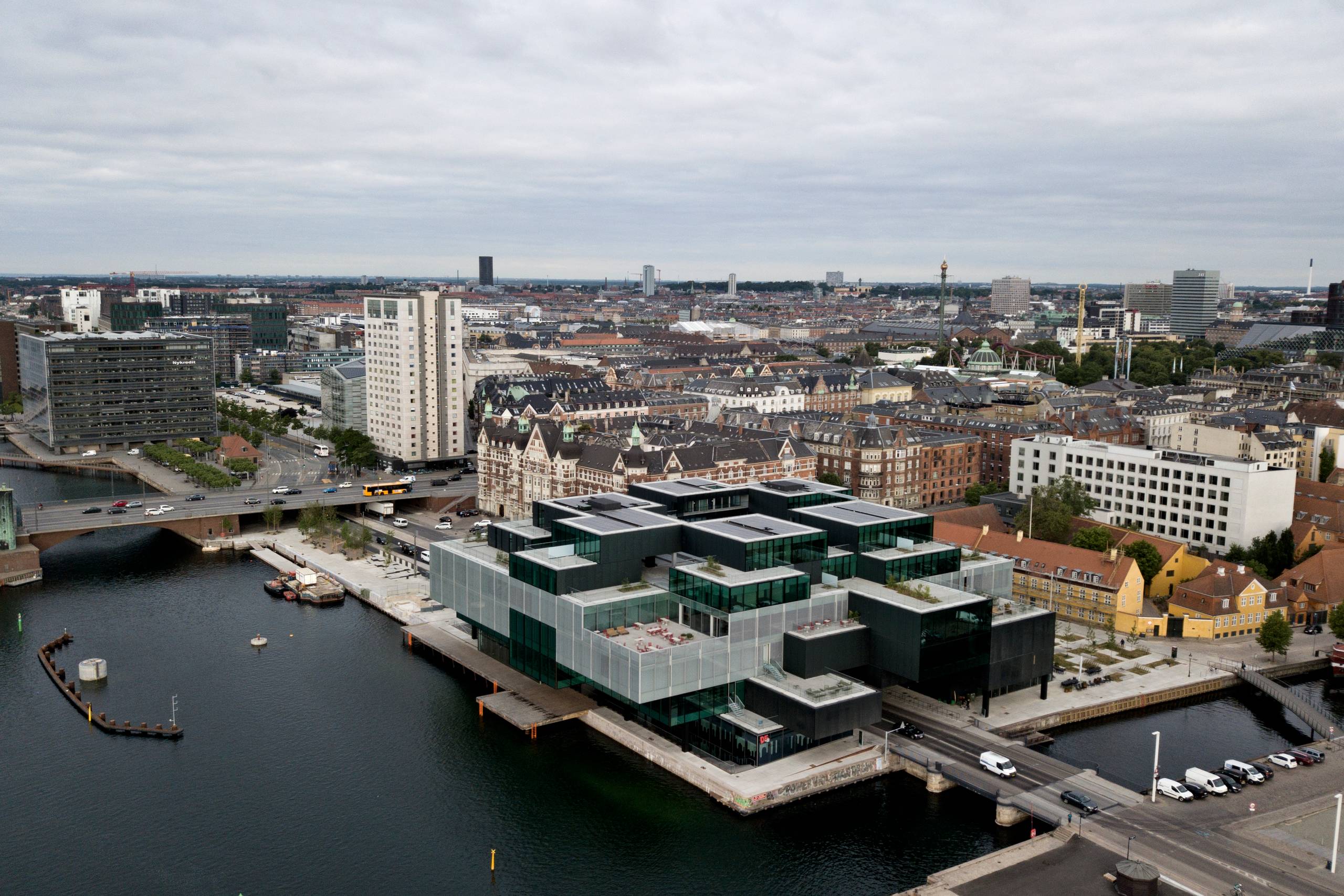 
  BLOX ved Københavns Havn er en af tidens mest udskældte nye bygninger. Helt ufortjent, mener Reimer Bo Christensen. Arkivfoto: Jens Dresling.