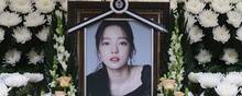 En række spektakulære sager om seksuelle krænkelser har i de seneste år ramt Sydkorea, senest den såkaldte "N-rooms"-sag. 
I 2019 begik to kendte, kvindelige popstjerner begge selvmord efter at have været indblandet i sexskandaler. Foto: Dong-A Ilbo/AFP