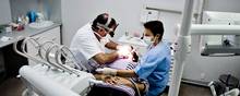 De syv tandlægeklinikker, der har fået strakspåbud, har alle efterfølgende rettet op på overtrædelserne. Arkivfoto: Ilan Brender
