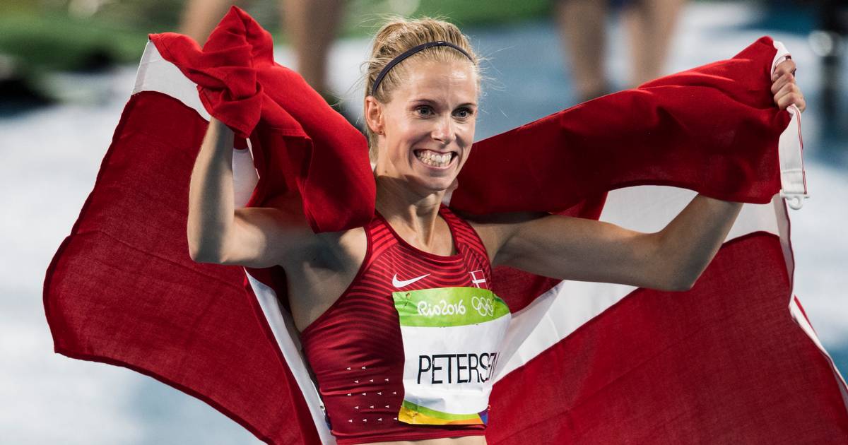 Hækkeløber skal nu både jagte medaljer til sig selv og til Danmark ...