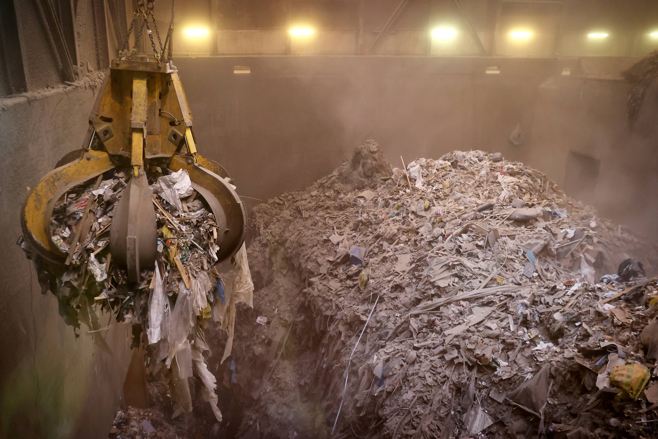 Ifølge regeringen er konkurrence mellem forbrændingsanlæggene den bedste måde at mindske importen af udenlandsk affald til Danmark, men kritikerne af forslaget tvivler. Foto: Jens Dresling