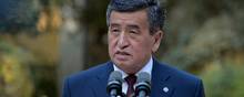 Kirgistans præsident, Sooronbai Jeenbekov, melder sig klar til at trække sig fra sin post for at få styr på situationen i det uroplagede land. Arkivfoto: Kyrgyz Presidential Press Servic/Reuters