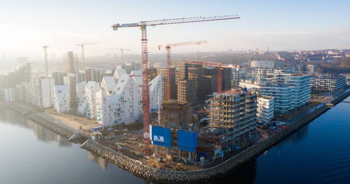 Lighthousetårnet klar til 142 meter opstigning - Jyllands-Posten