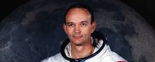 Collins, der blev født i Italiens hovedstad, Rom, blev uddannet på det amerikanske militærakademi i 1952, hvor han blev testpilot. I 63 blev han udvalgt som astronaut. Foto: NASA