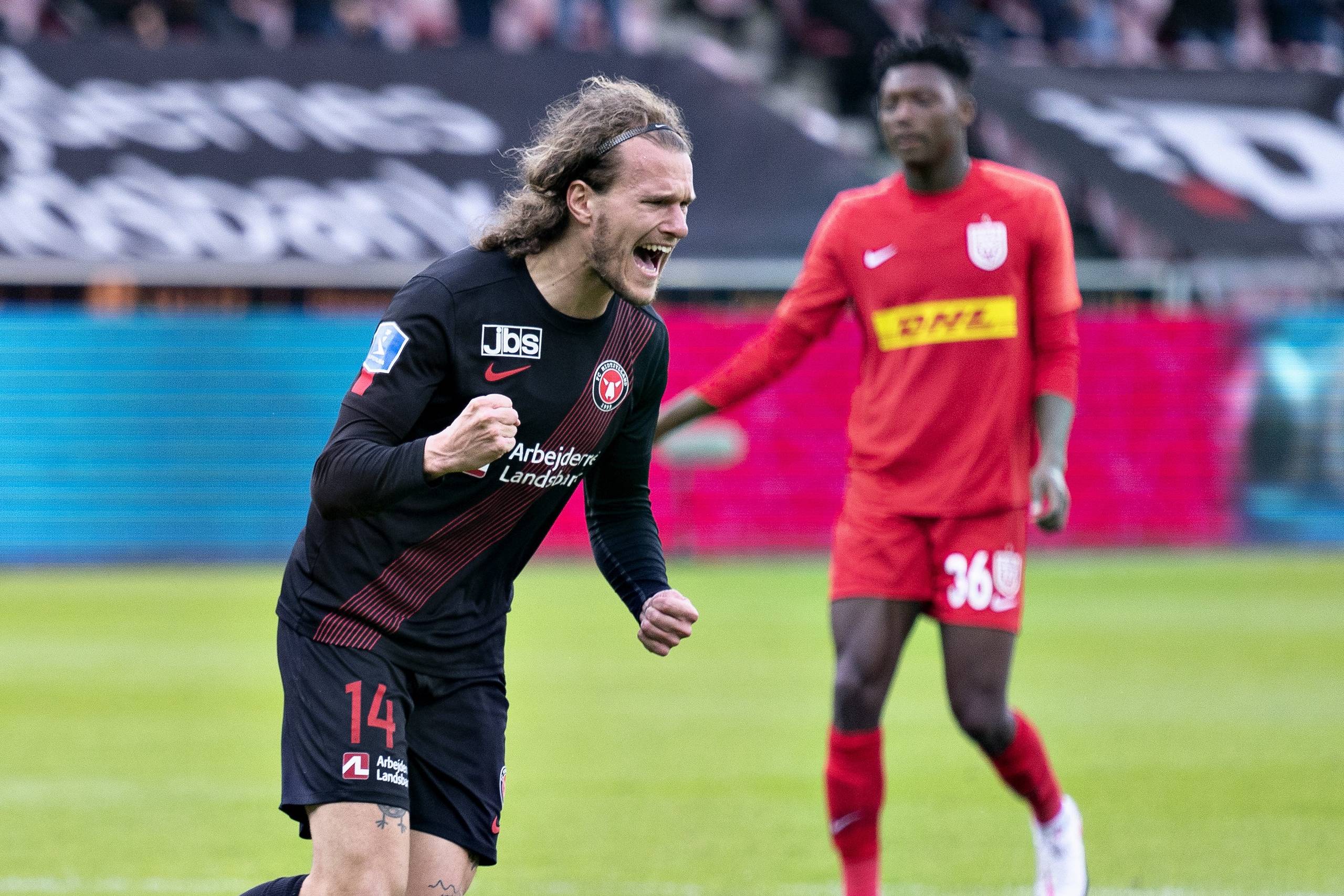 Alexander Scholz har scoret for FC Midtjylland i de to seneste kampe i Superligaen. Her fejrer han et straffesparksmål mod Brøndby 2. maj. Foto: Henning Bagger/Ritzau Scanpix