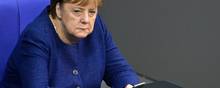 Tysklands kansler, Angela Merkel er blandt de tyske toppolitikere, der takket være dansk bistand skal være blevet udspioneret af den amerikanske efterretningstjeneste NSA. Også den daværende tyske udenrigsminister, Frank-Walter Steinmeier, og den daværende tyske oppositionsleder, Peer Steinbrück, blev formentlig overvåget. Foto: John Macdougall/AFP
