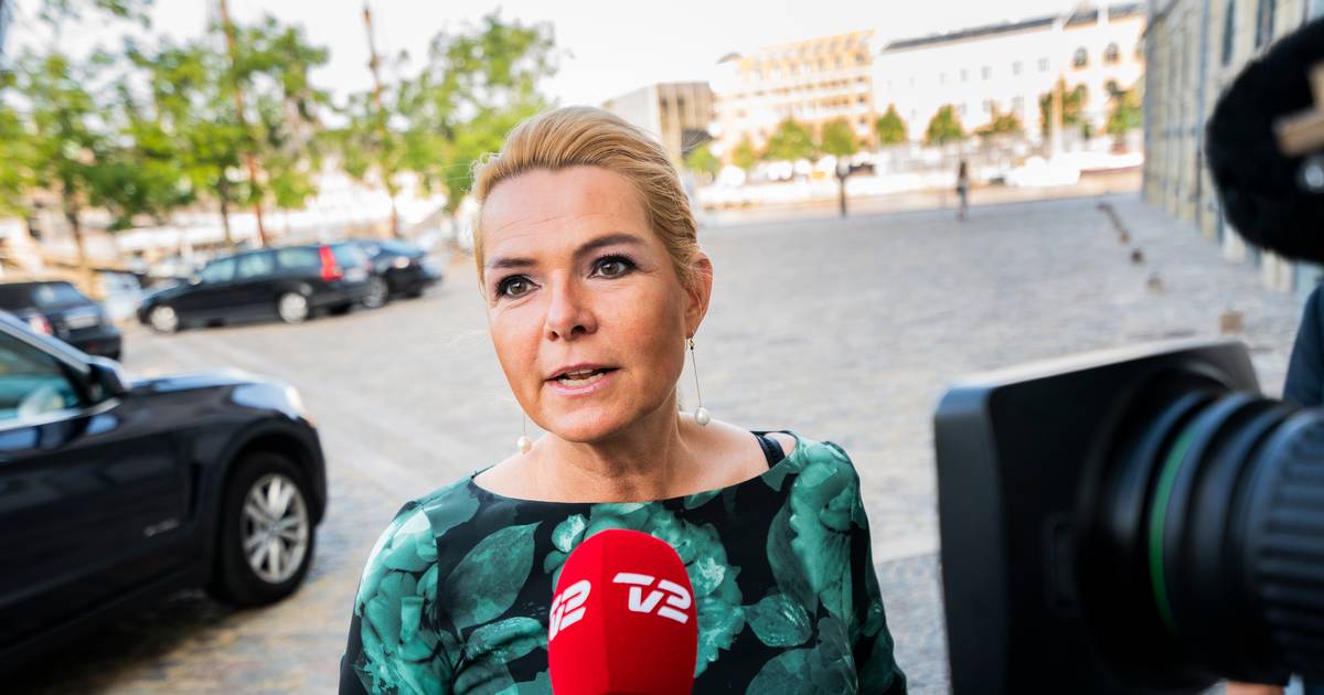 Departementechef Sendte Støjberg E-mail Om Ung Kvindes Selvmordsforsøg