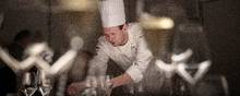 Kokkekonkurrencen Bocuse d'or – kaldet verdensmesterskabet for kokke – kræver utrolig stor forberedelse. Billedet stammer fra konkurrencen i 2017, hvor Danmark var repræsenteret af Morten Falk. Foto: Miriam Dalsgaard.