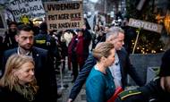 Statsminister Mette Frederiksen blev mødt af demonstranter, da hun torsdag skulle afhøres i
 Minkkommissionen. Foto: Mads Claus Rasmussen/Ritzau Scanpix