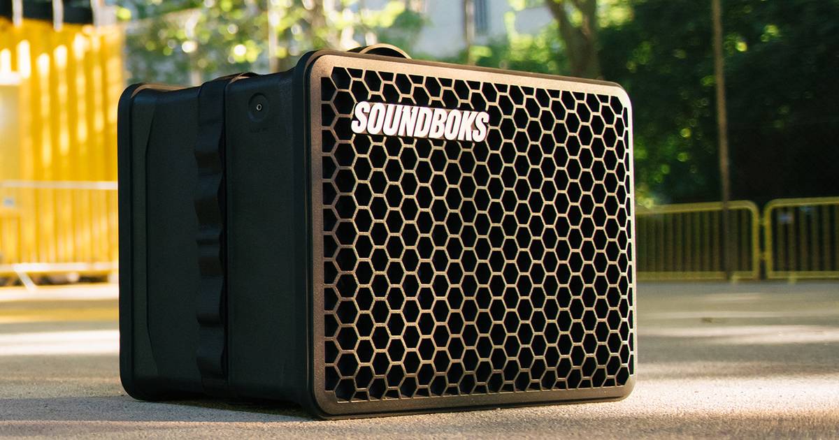 Test af Soundboks Go: Bærbar festbombe gør det nemt at få naboerne på ...