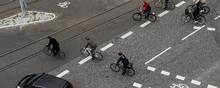 Investering i cyklisme og offentlig transport er vejen frem, lyder det fra Polly Dutschke (S), medlem af kommunens klima- og bæredygtighedsudvalg. Foto: Morten Lau-Nielsen