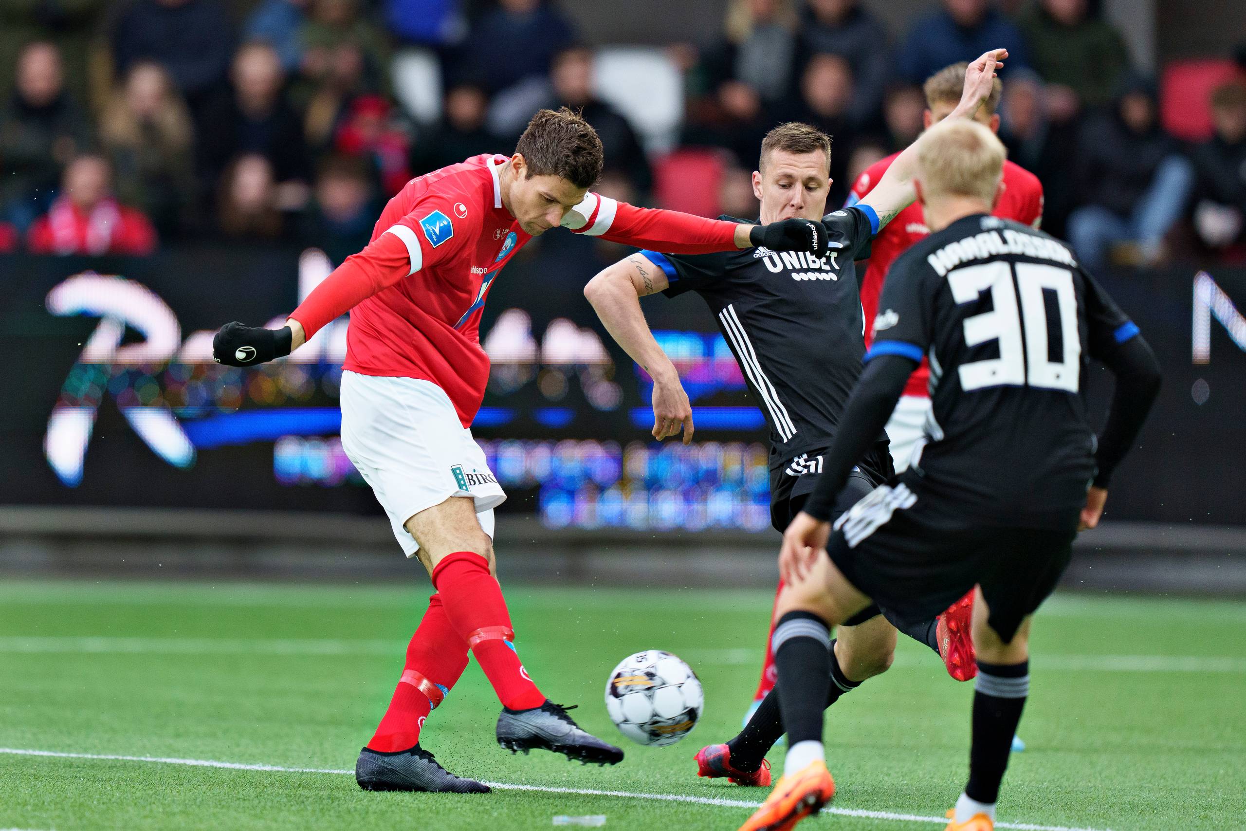 Nicklas Helenius (tv.) under kampen mod FC København. Foto: Henning Bagger/Ritzau Scanpix)