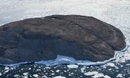 Hans Ø er en gold ø på omkring 1,3 kvadratkilometer. Den ligger mellem Canada og Grønland og har symbolsk betydning for parterne. Det er en af grundene til den langvarige strid. Arkivfoto: Canadian Hydrographic Service An/Ritzau Scanpix