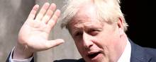 En måned efter at Boris Johnson overlevede et mistillidsvotum, kæmper den britiske regeringsleder igen for sit politiske liv. Foto: Henry Nicholls/Reuters