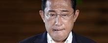 Japans premierminister, Fumio Kishida, fordømmer angrebet Shinzo Abe, som han beskriver som en personlig ven, som han har brugt meget tid sammen med. Foto: Eugene Hoshiko/Ritzau Scanpix