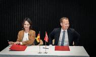 Udenrigsminister Jeppe Kofod og Tysklands udenrigsminister Annalena Baerbock. Foto: Emil Helms/Ritzau Scanpix