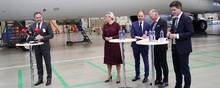 Tre ministre var taget ud til Københavns Lufthavn for at præsentere udspillet “Grøn luftfart for alle“. Foto: Liselotte Sabroe/Ritzau Scanpix