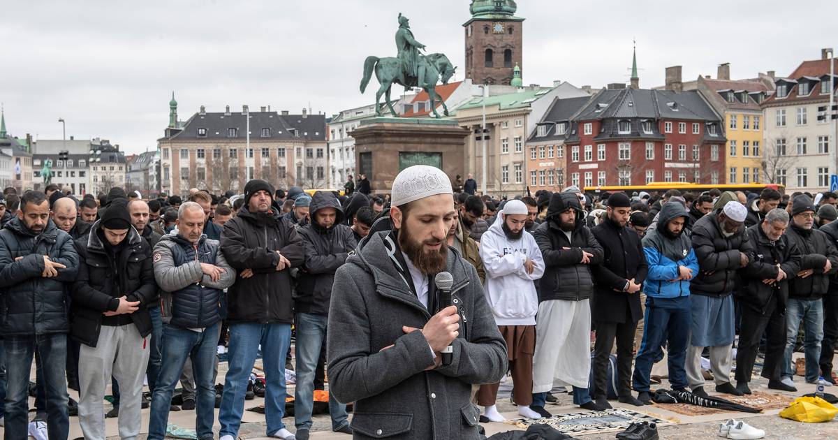 Hizb Ut Tahrir Opfordrer Igen Muslimer Til Ikke At Stemme   Title Mangler