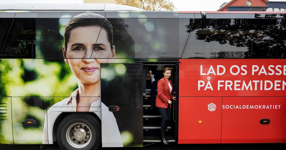 Politikerne pumper penge i Facebook midt i kampen for at stække sociale ...
