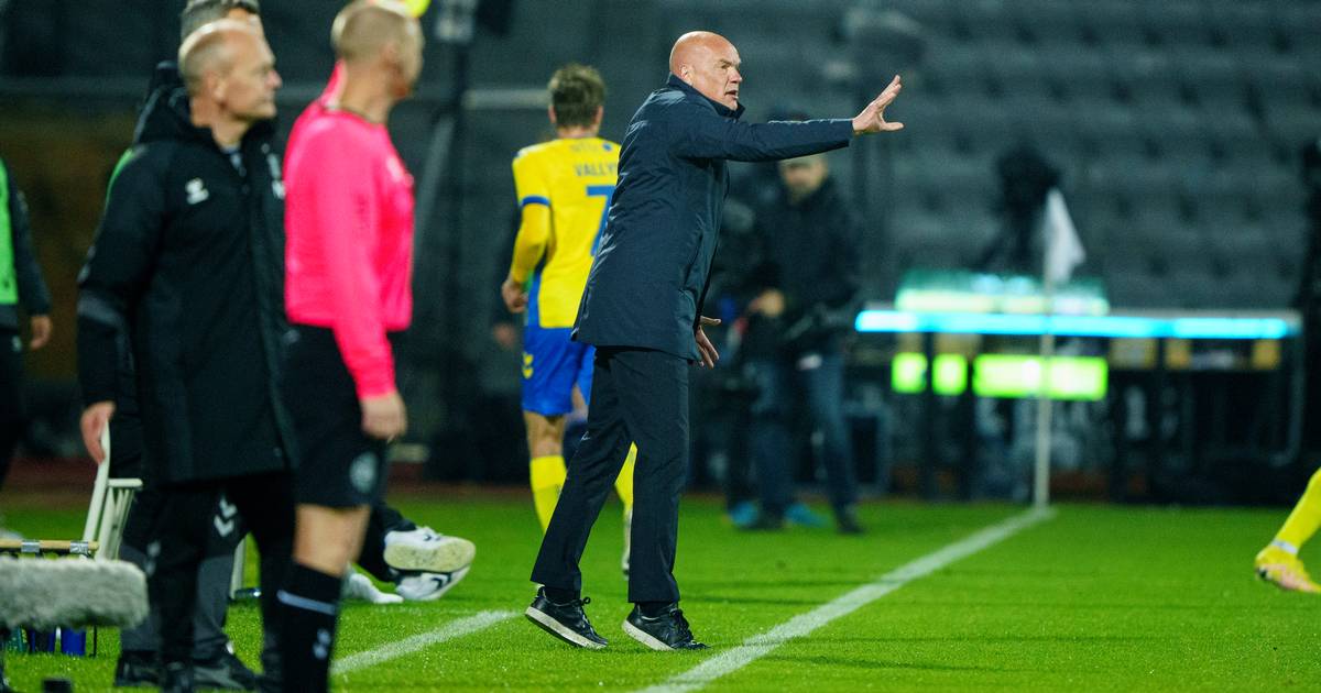 Uwe Rösler slog over i dansk, da han skulle beskrive søndagens ...