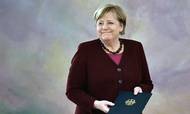 Denne uge er det et år siden, Angela Merkel trådte endeligt tilbage som Tysklands kansler efter godt 16 år på posten. Hendes politiske eftermæle er omdiskuteret i Tyskland, men en stor del af den folkelige popularitet intakt. Foto: Jens Schlüter/AFP