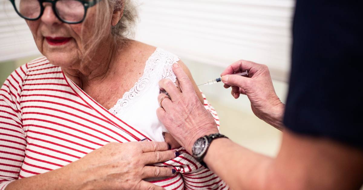 Trods stigende smitte afviser Sundhedsstyrelsen flere coronastik ...