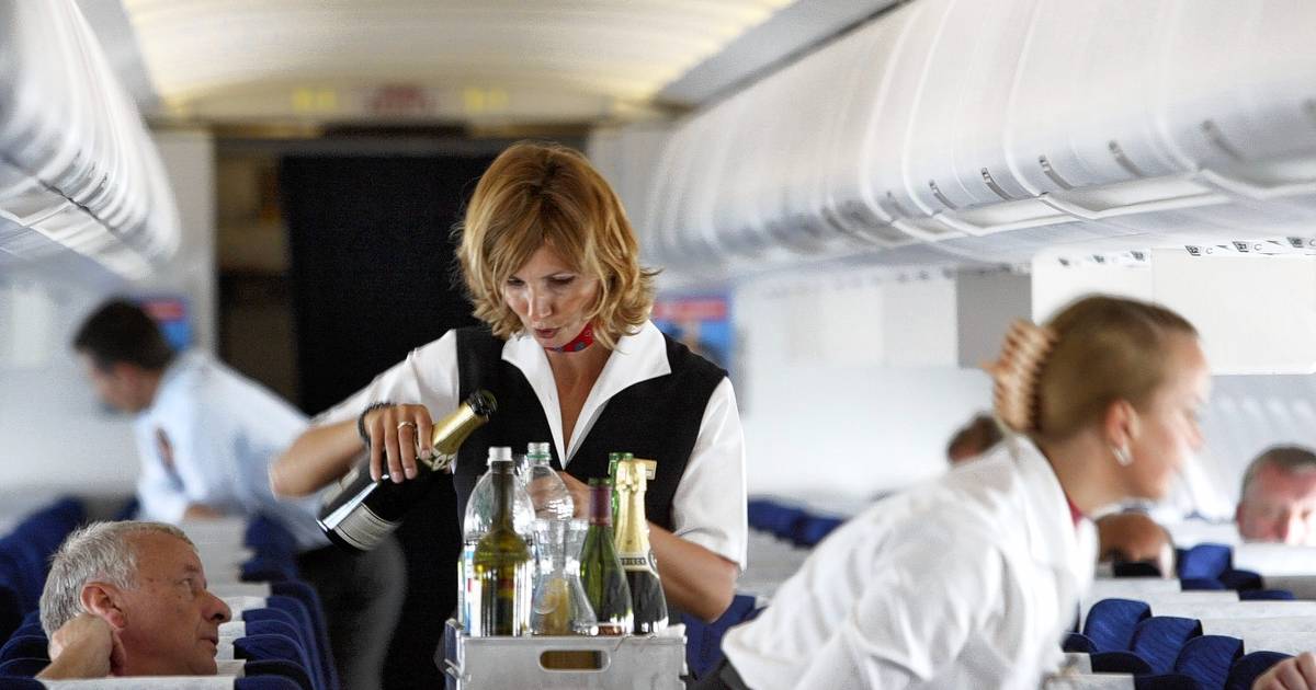 Direktør kom med en advarsel om prisen på flybilletter – og han får ...
