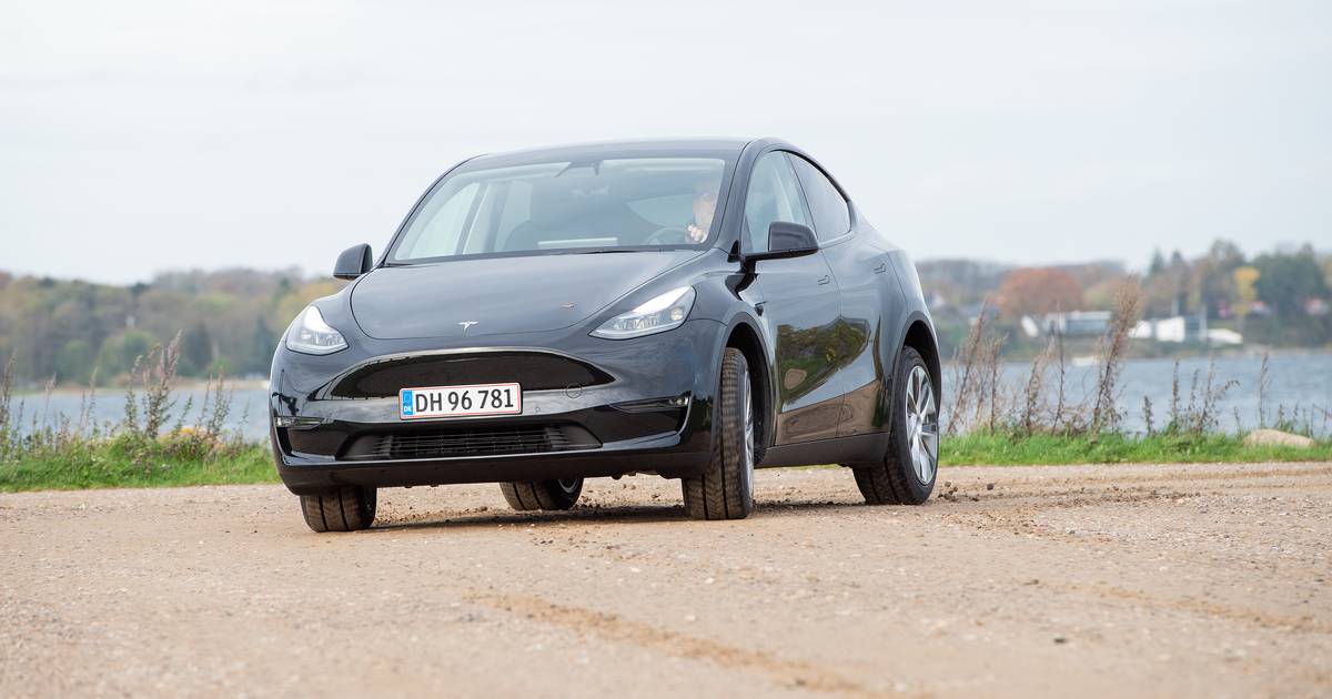Tesla med historisk prisfald på Model 3 og Model Y - Jyllands-Posten