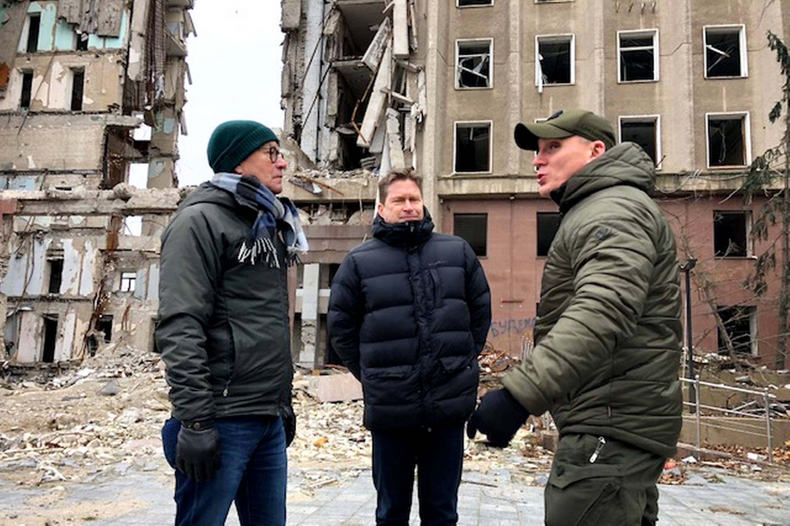 Ambassadør Ole Egberg Mikkelsen har flere gange besøgt havnebyen Mykolaiev, som Danmark har forpligtet sig til at hjælpe med genopbygningen. Privatfoto.