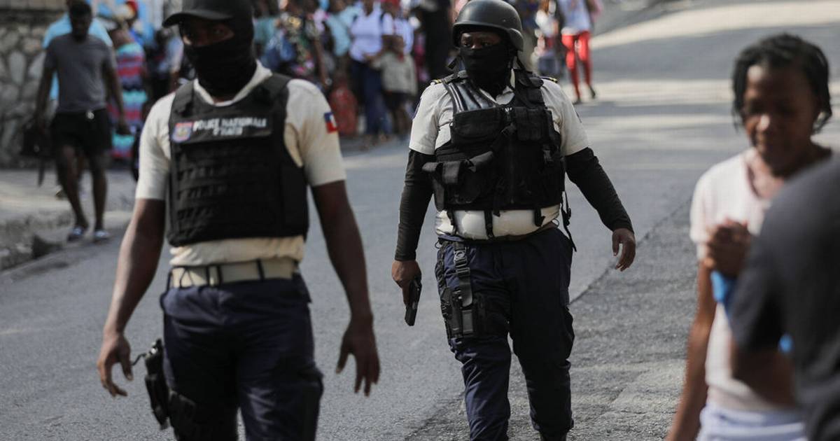 Beboere lyncher mistænkte bandemedlemmer i Haiti - Jyllands-Posten
