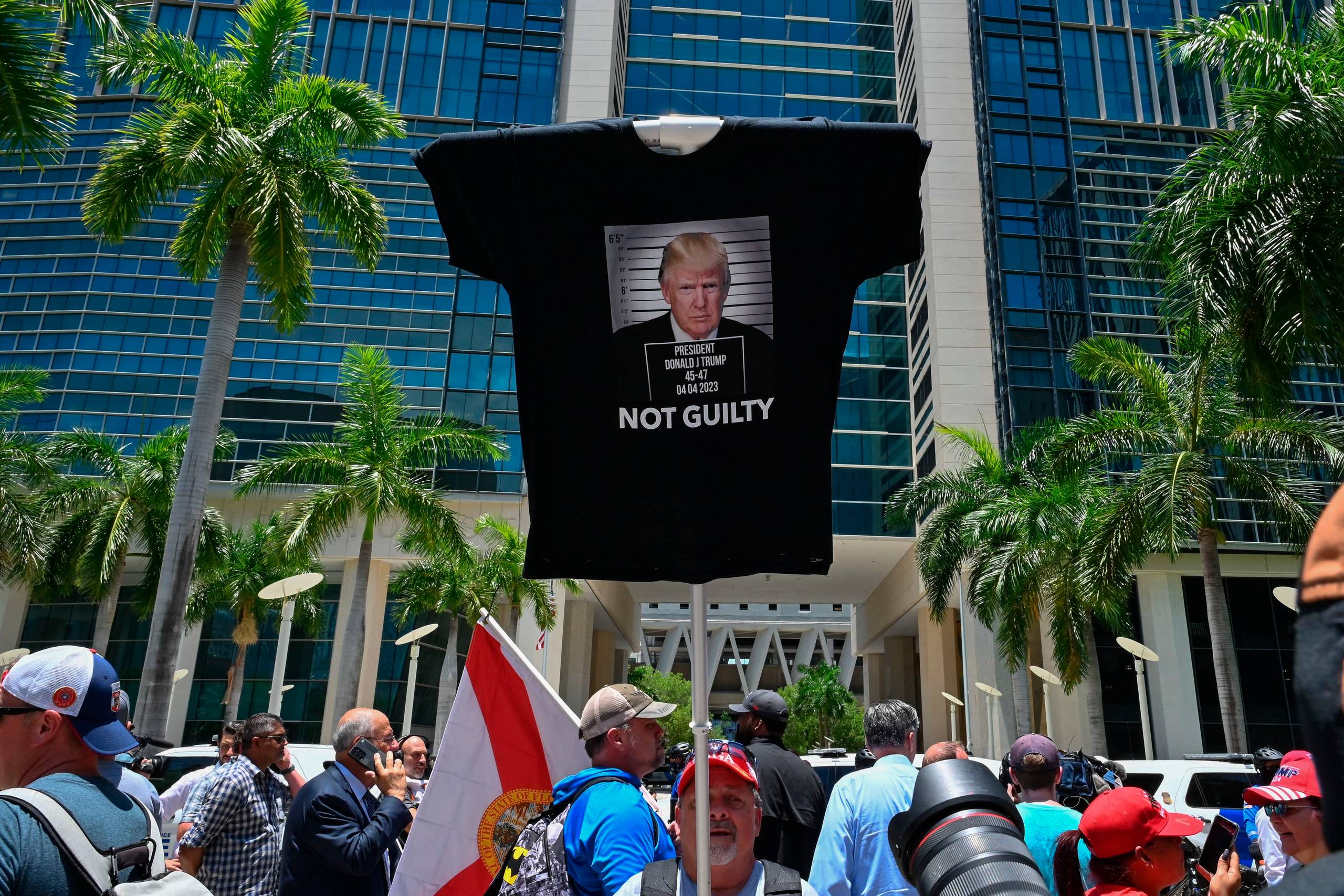 Da der skal enstemmighed til blandt jurymedlemmerne, kan det vise sig heldigt for Donald Trump, at retssagen mod ham bliver prøvet ved en domstol i Florida, hvor befolkningen generelt er skeptisk over for regeringen, skriver Micro Reimer-Elster. Arkivfoto: Giorgio Viera  