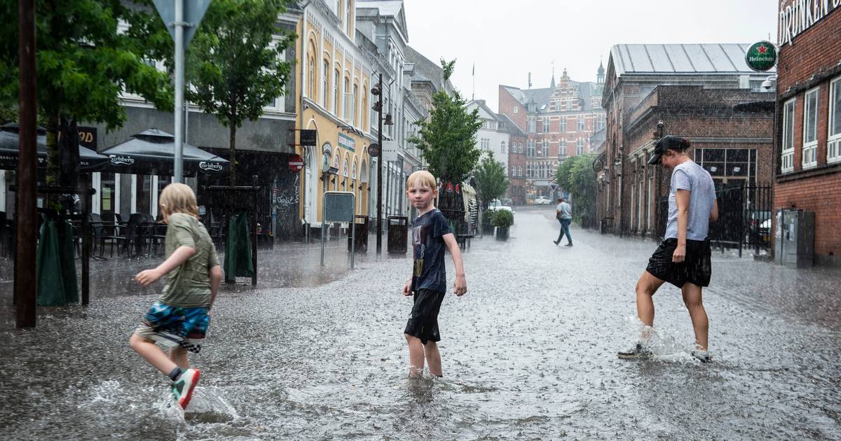 Det våde vejr ramte Danmark, og årets varmeste dag blev målt