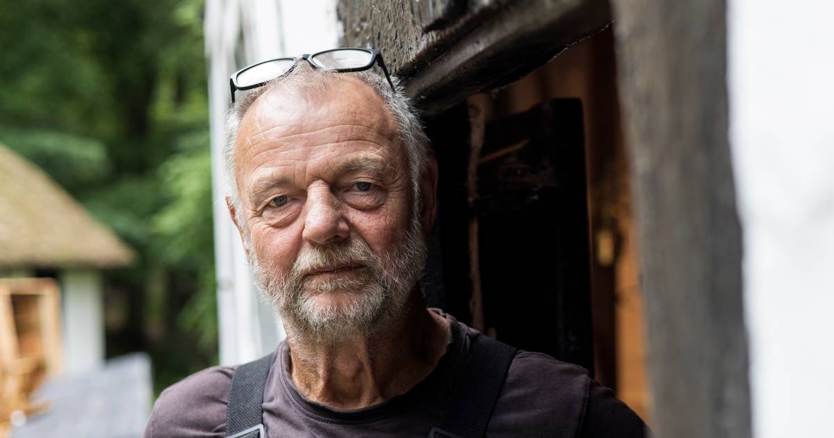 Villy Ravn er vokset op med træ og har bygget et vandhjul ved Moesgaard ...