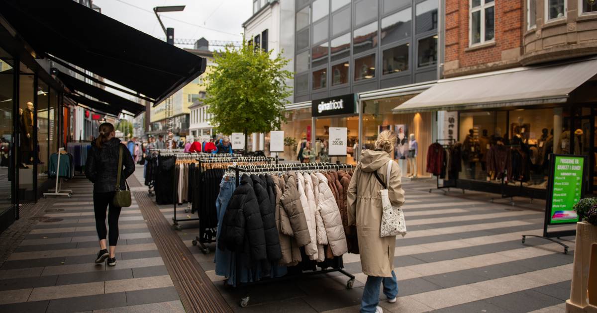 Kommunen investerer i midtbyens butikker - Jyllands-Posten