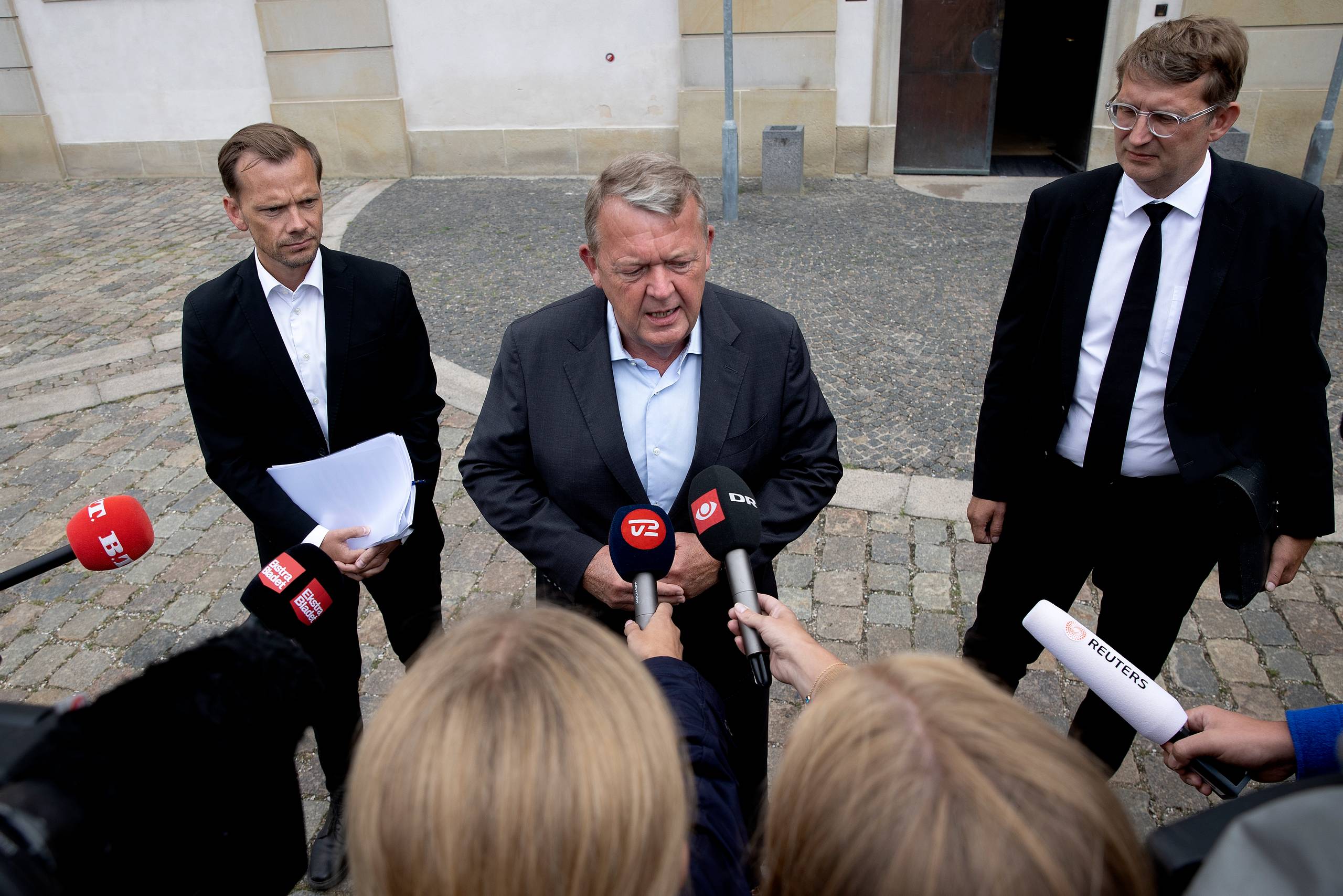 Peter Hummelgaard selv syntes at være rystet på pressekonferencen, der bekendtgjorde forslaget til en lov mod koranafbrænding, som om han var presset til at tale for noget, der var ham personligt imod. Lars Løkke Rasmussen derimod var mere fattet, skriver Henrik Clausen. Arkivfoto: Finn Frandsen 