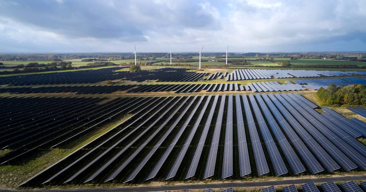 Lad os bremse op og tænke os om i udbygningen af solceller på land ...
