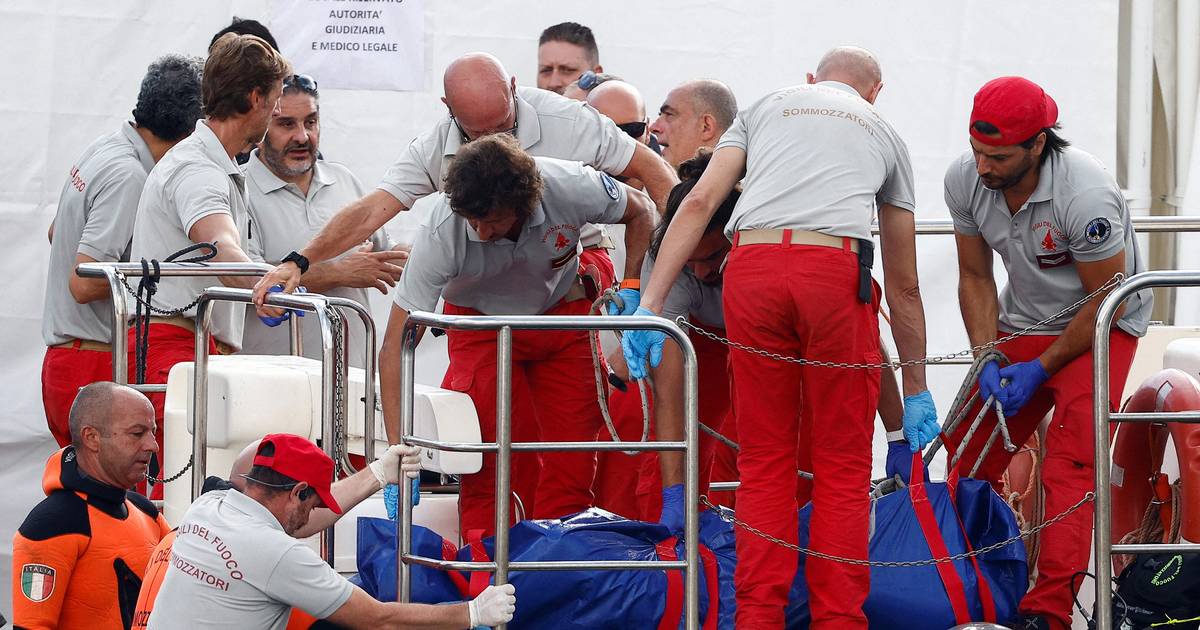 Endnu et lig er bragt ud af forlist yacht ved Sicilien - Jyllands-Posten