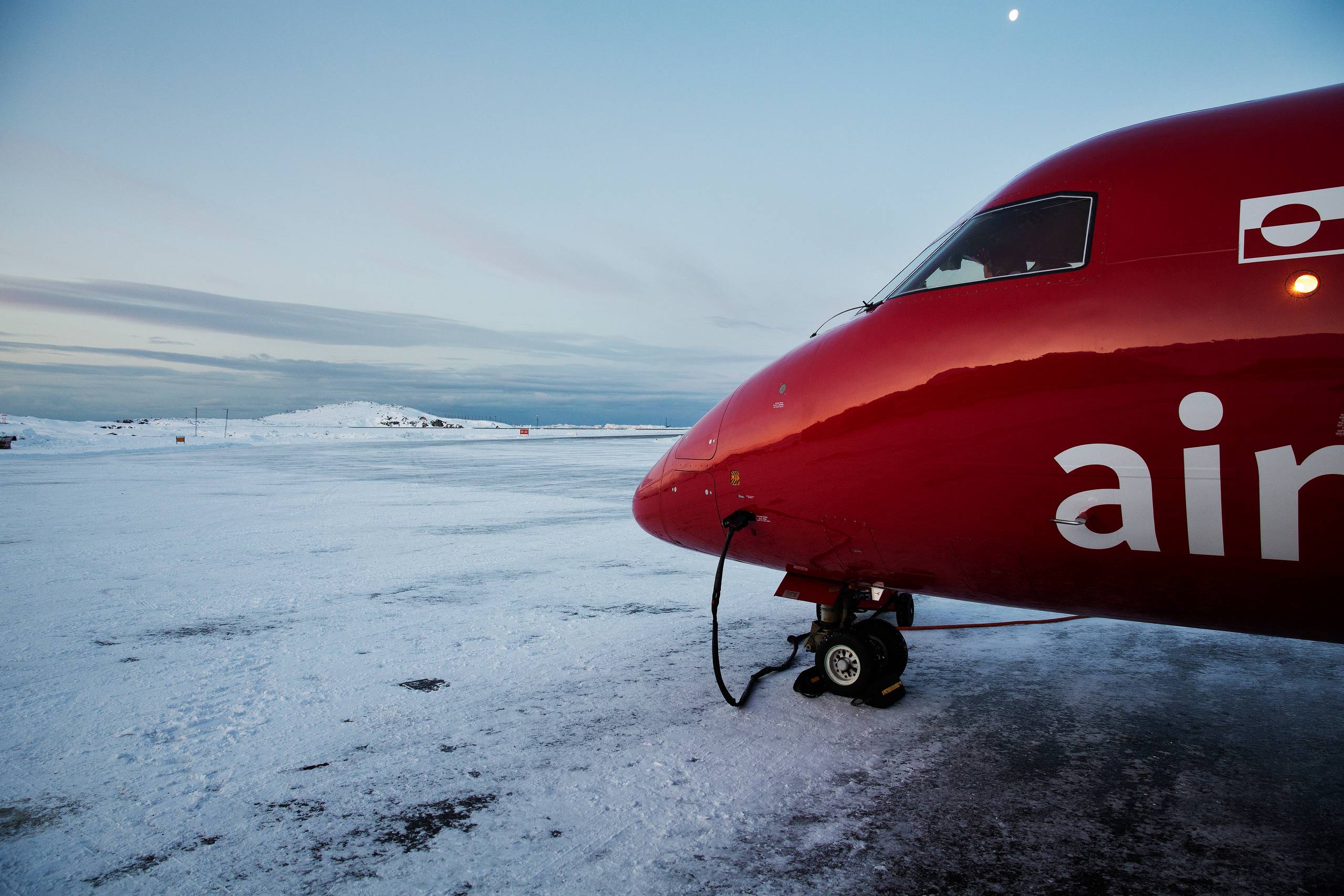 International lufthavn i Nuuk må åbne efter godkendelse - Jyllands-Posten