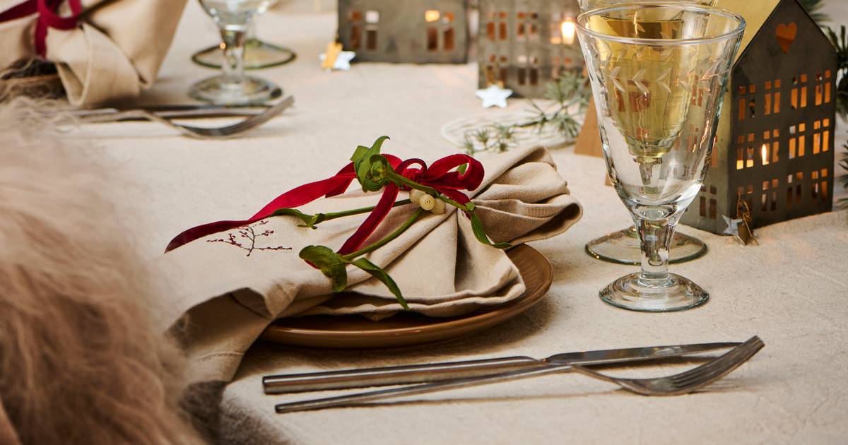 Fem simple tip til at skabe et fortryllende julebord med de ting, du ...