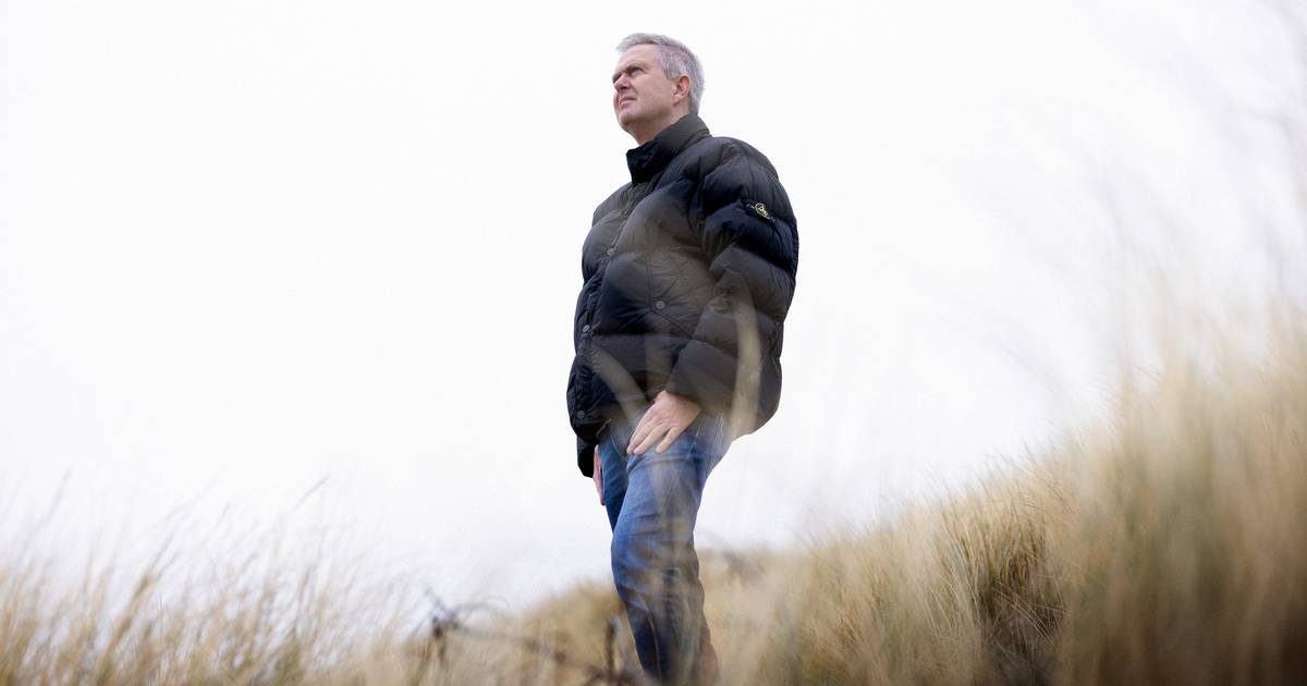 »Det var mærkeligt at ligge i sengen og vide, at få meter henne ad ...