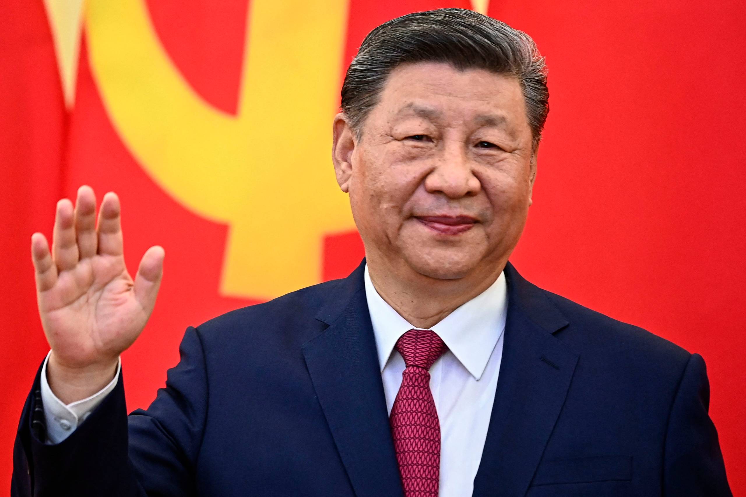 Mediet China Daily er komministpartiets talerør og derfor kan man være ret sikker på, at president Xi Jinping er enig i lederen om USA's toldtariffer og handelskrig. Foto: NHAC NGUYEN/AFP.  