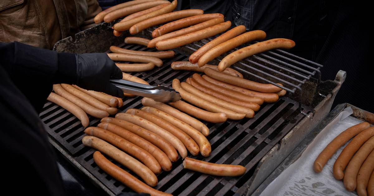 Når du lægger pølser på grillen, lægger du dit helbred på hylden ...