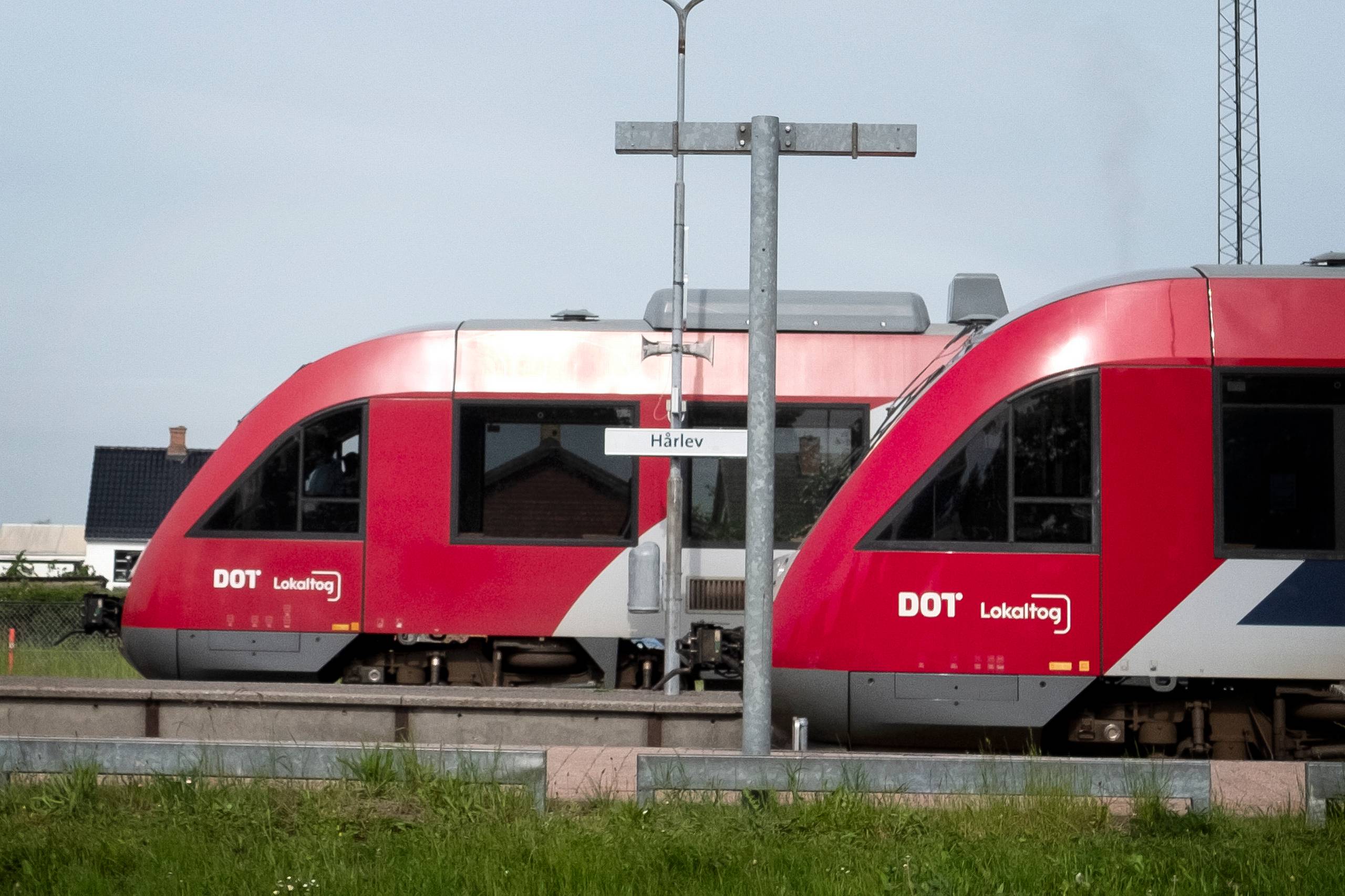 Trafikforskere er kørt helt af sporet: Lokalbanerne skal styrkes – ikke svækkes