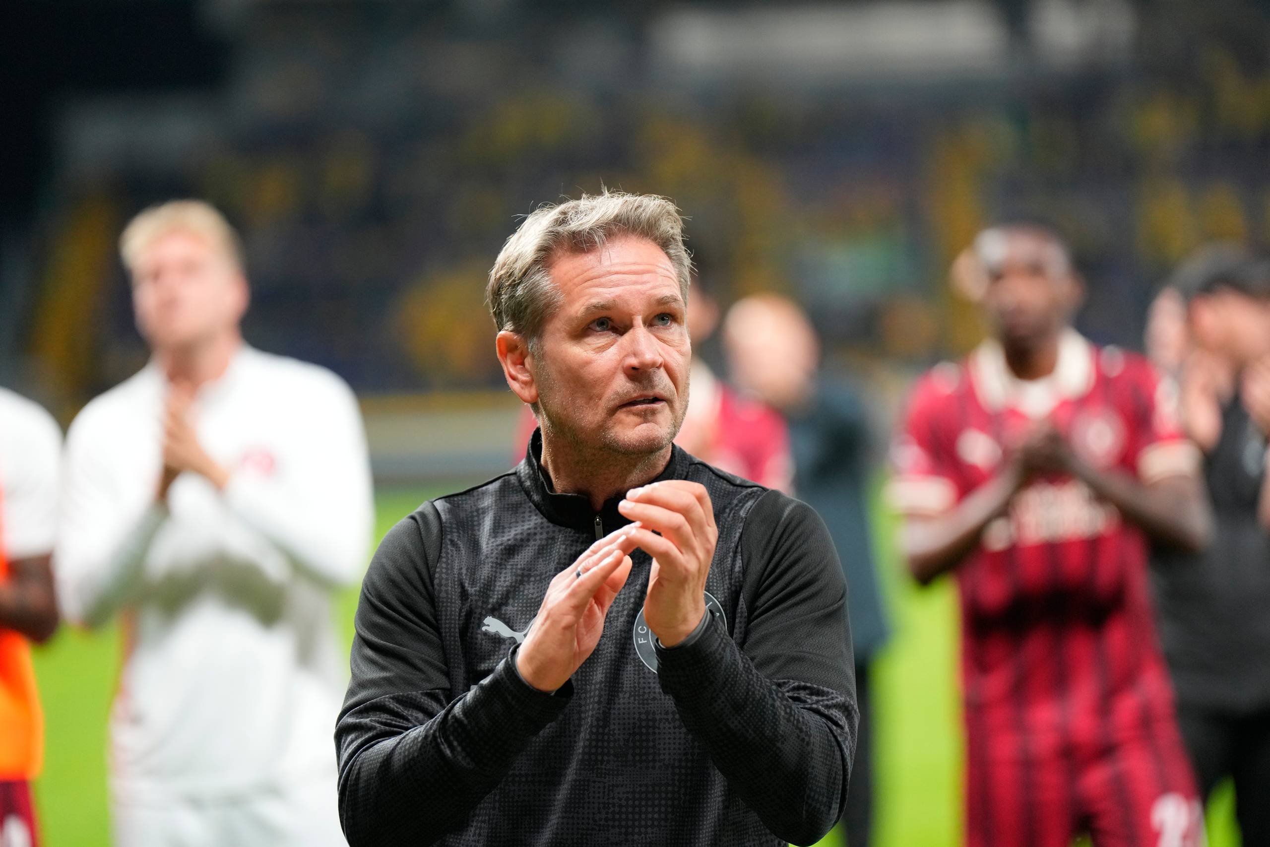 Fyret træner i tårer efter vanvidsafslutning i Brøndby