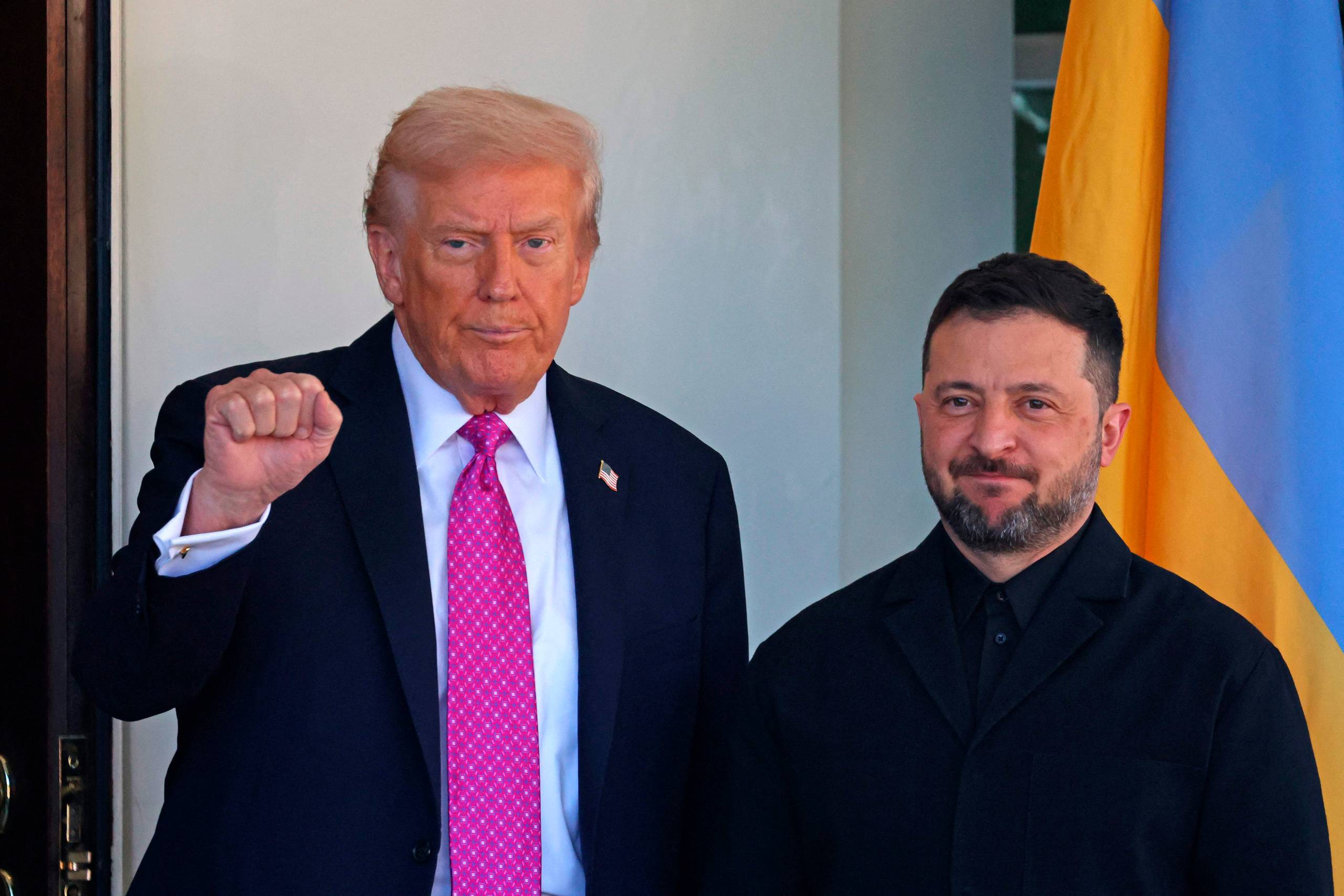Trump melder ud efter møde: »Meget interessant«